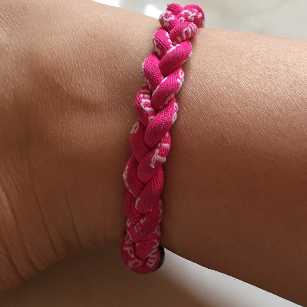 Pink balance bracelet/legband for sports&exercise. - Picture 2 of 5
